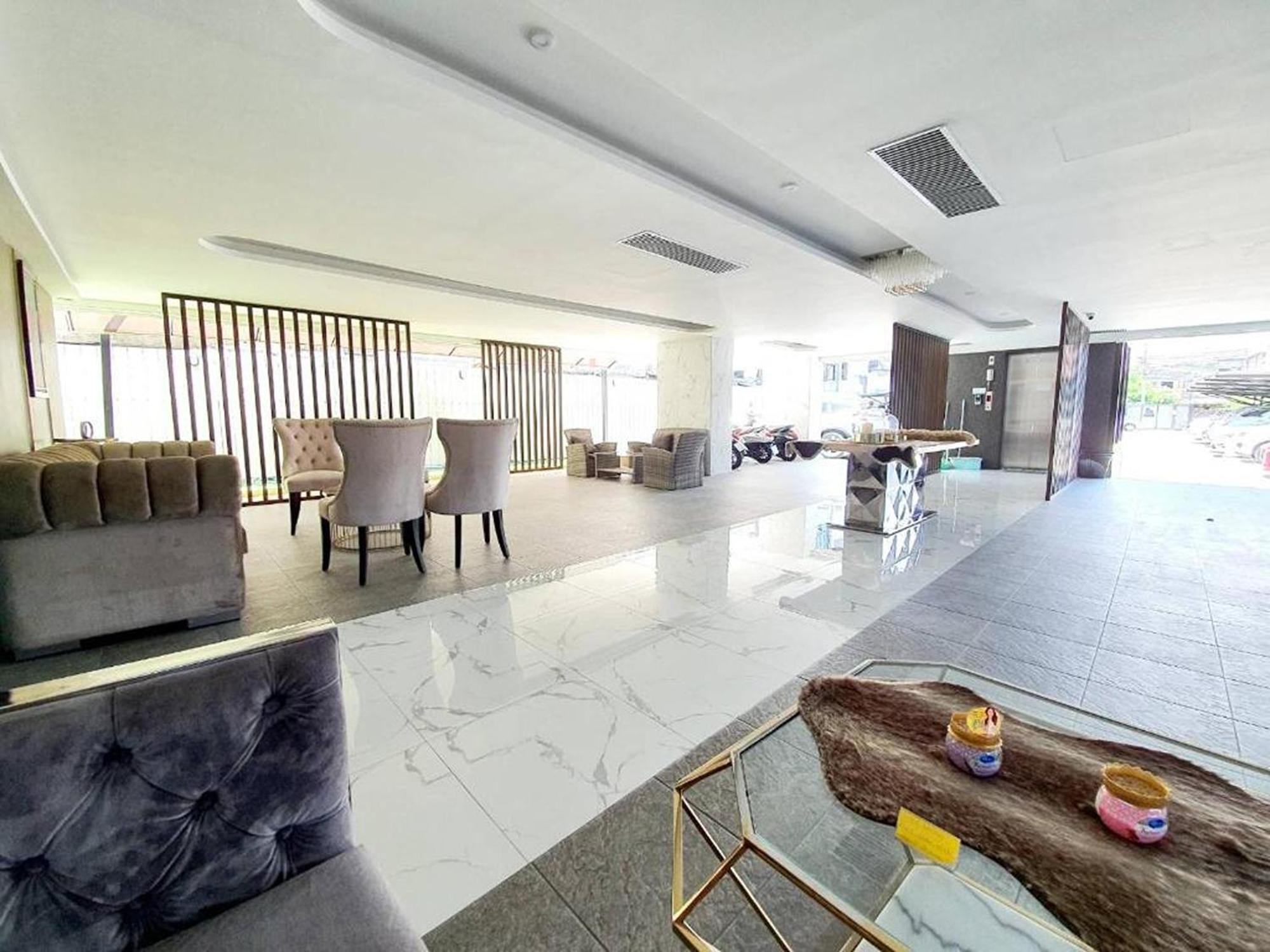 51 Suanplu Residence Bangkok Extérieur photo
